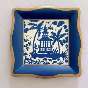 Chinoiserie metal tray